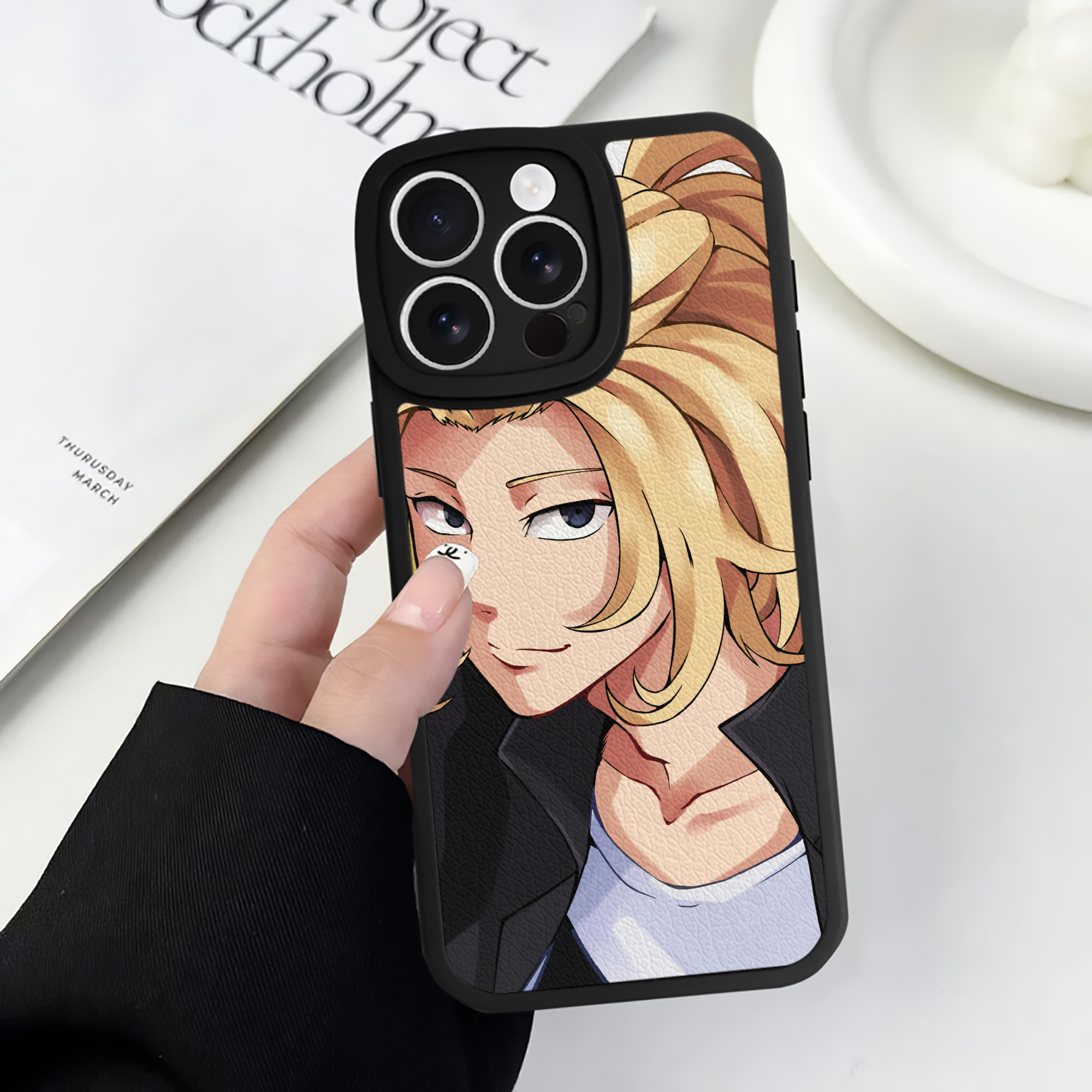 （画像用） 東京リベンジャーズ Tokyo Revengers 【iPhone 16シリーズ対応】シリコンスマホケース（レザー調） 材質：シリコン